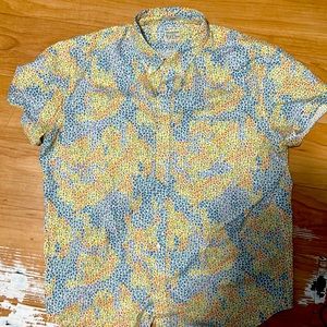 J.Crew's Men's Floral Button Shirt